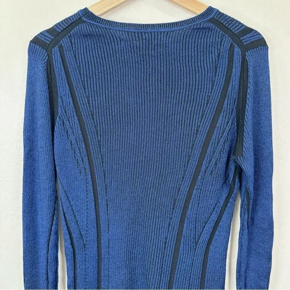 Diane Von Furstenberg Navy and Black Crew Neck Sweater - Picture 15 of 16